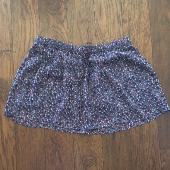 American Eagle Outfitters Dresses & Skirts - American Eagle large purple skirt
